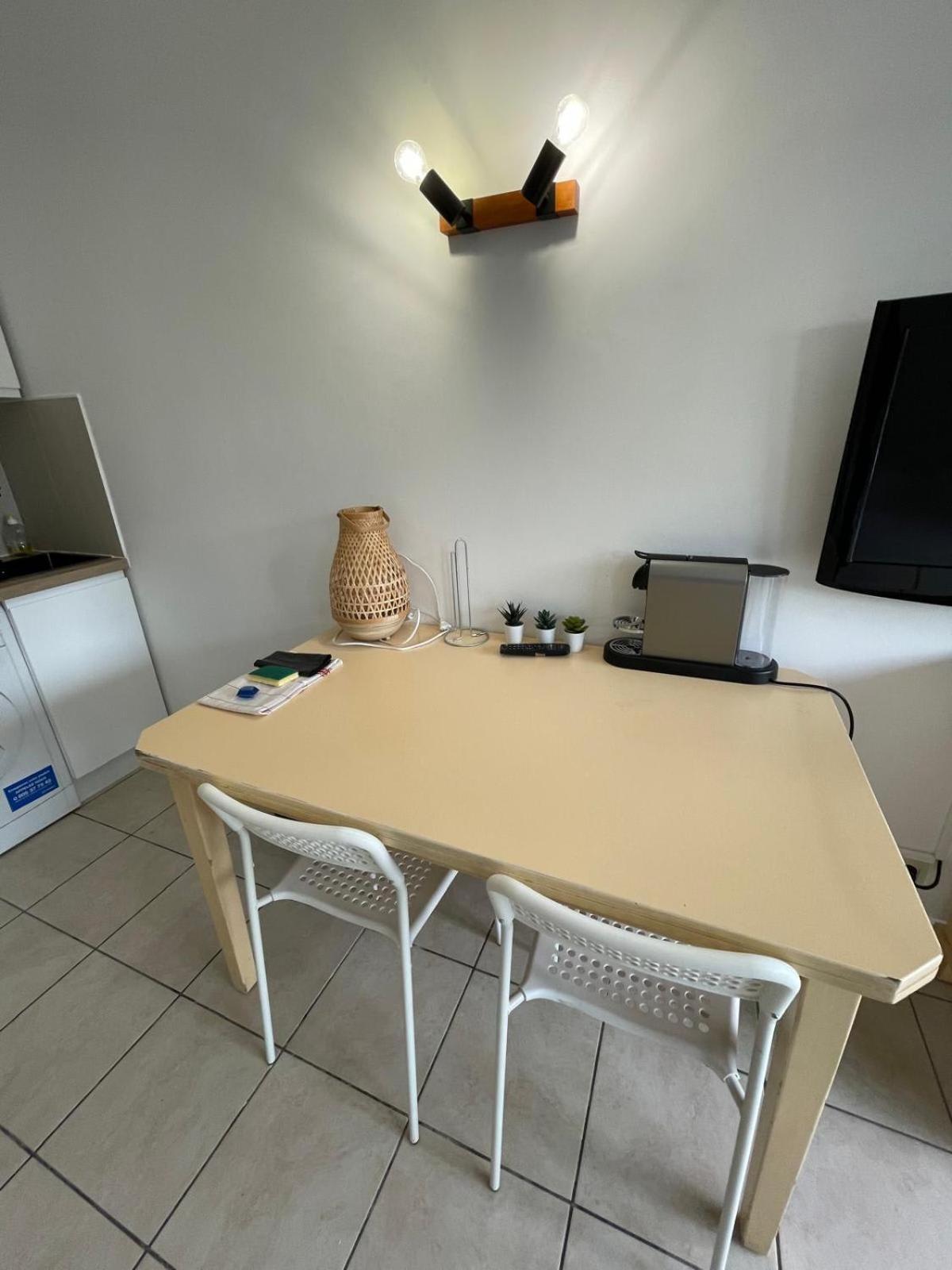 06U - Beautiful Studio In Residence - Swimming Pool And Tennis Court سا لُرون دو فار المظهر الخارجي الصورة